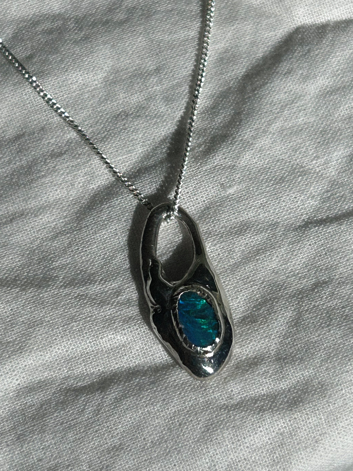 Aperture Pendant