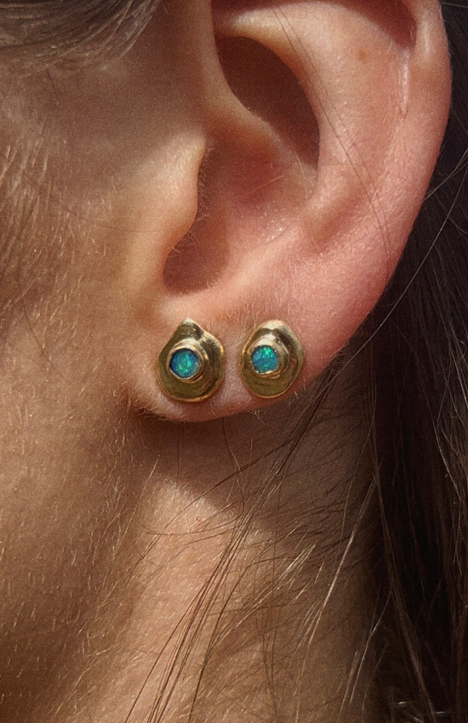 Pebble Studs I