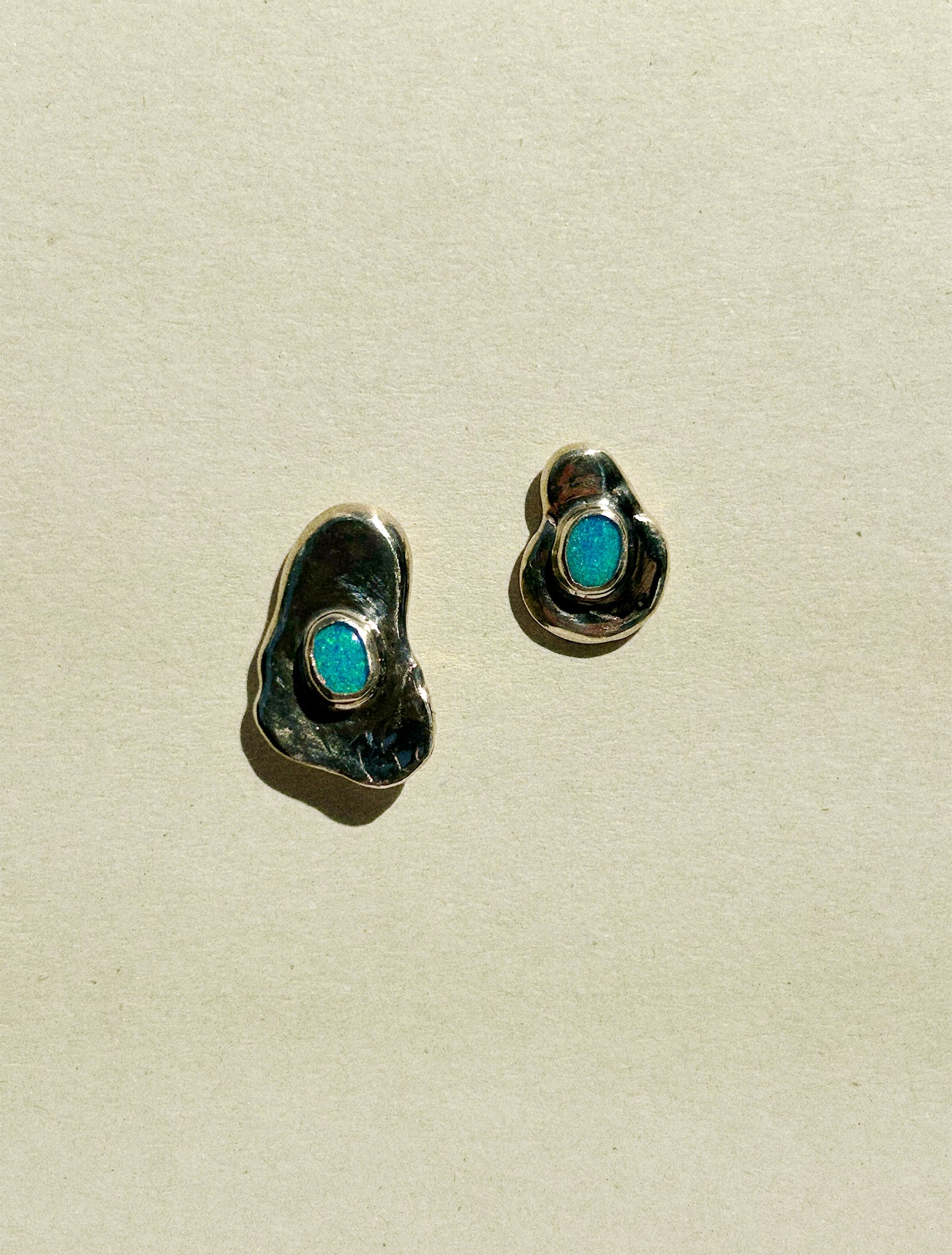 Pebble Studs II