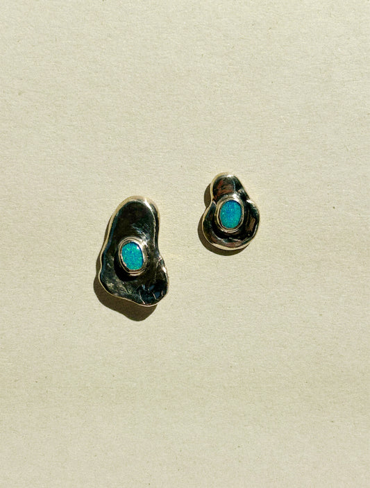 Pebble Studs II