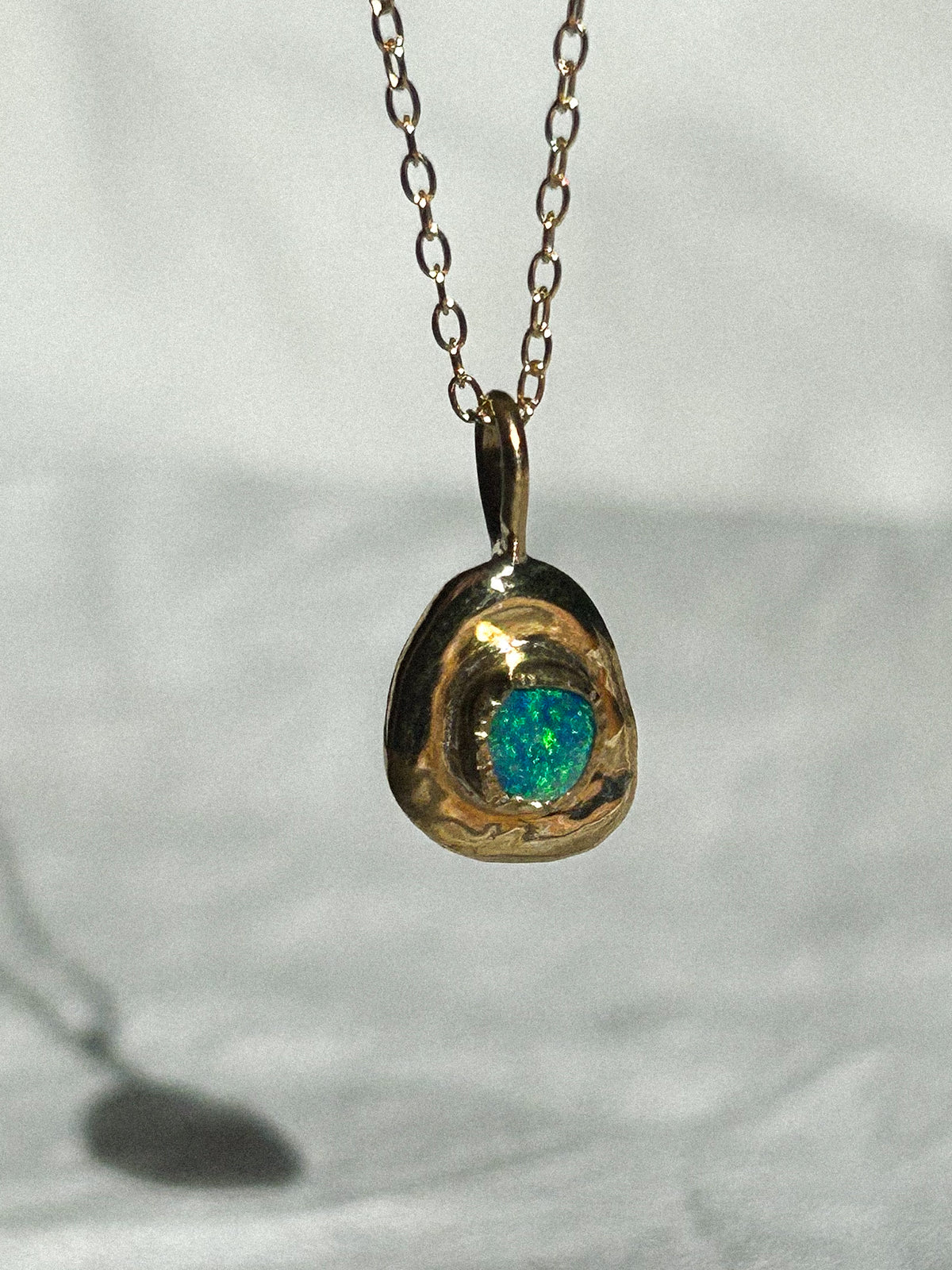 Pebble Pendant XVI